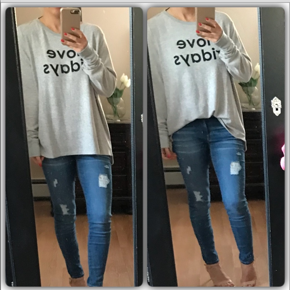 Last๐ฆNew๐โI love Fridaysโ soft top - Picture 7 of 7